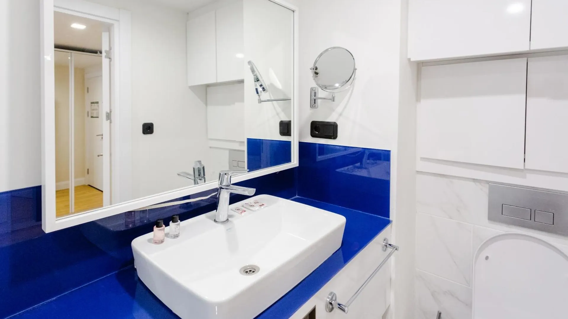Orbi City - Best Apartment Batumi 0*,