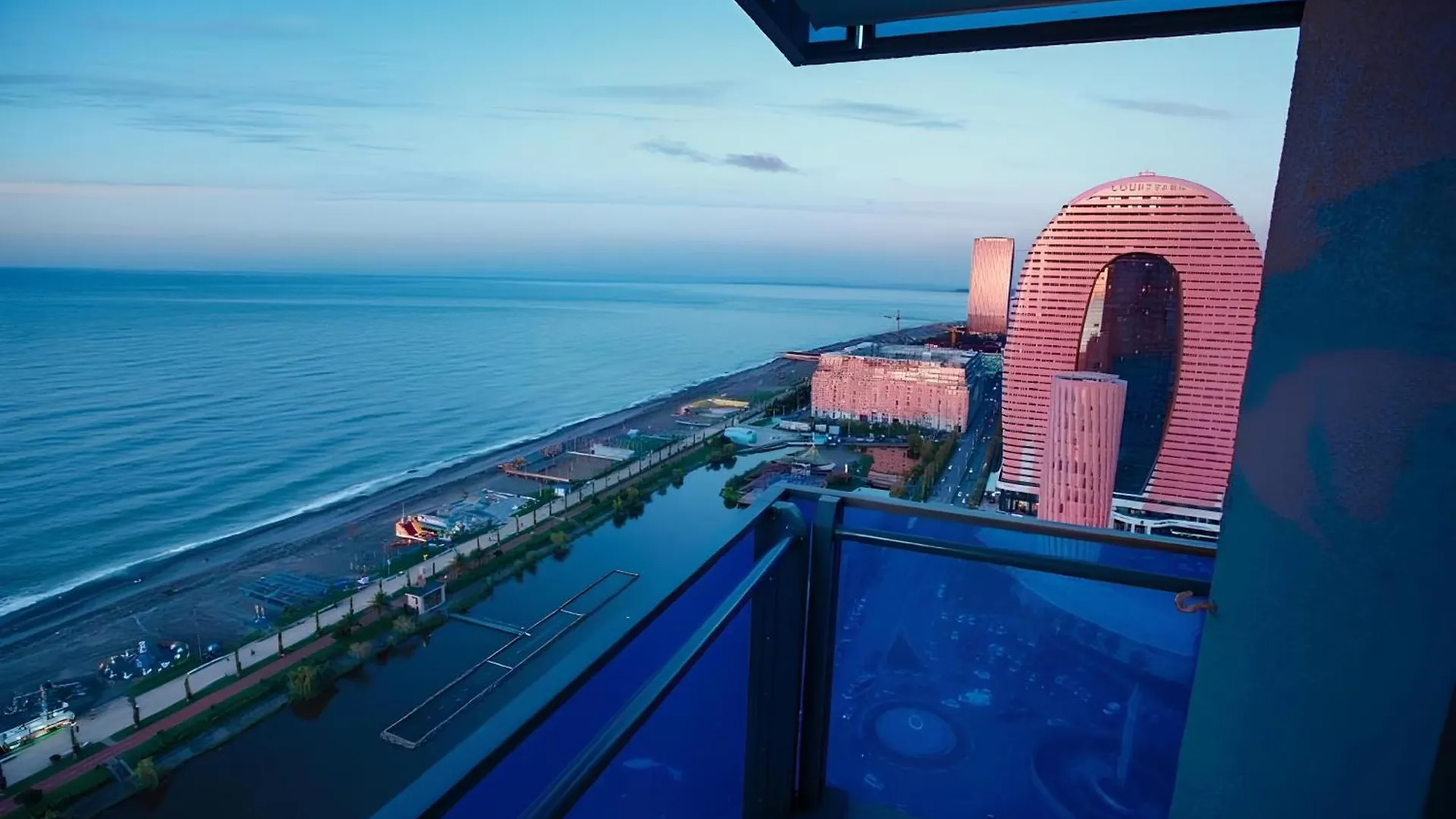 Orbi City - Best Apartment Batumi